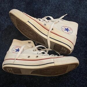 Women’s high top converse
